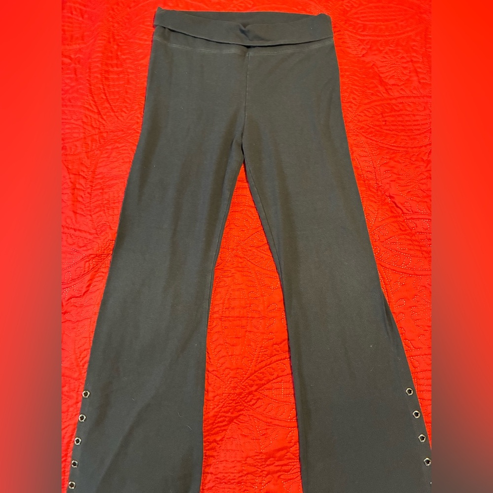Victory secrets Dark blue boot cut leggingPants with Detail